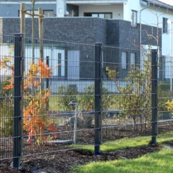 C Gartenzaeune